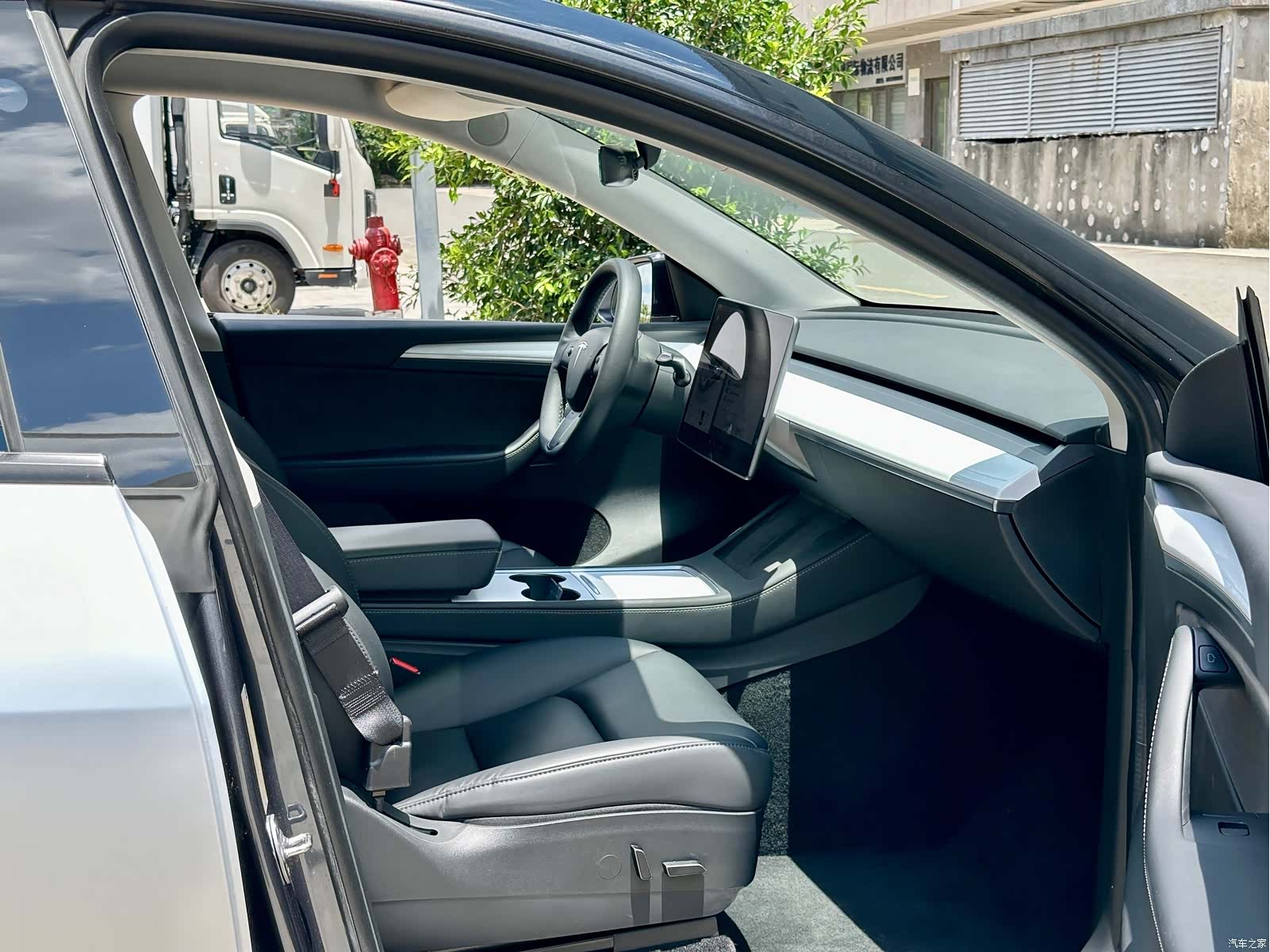 Tesla Model Y, 2022 10