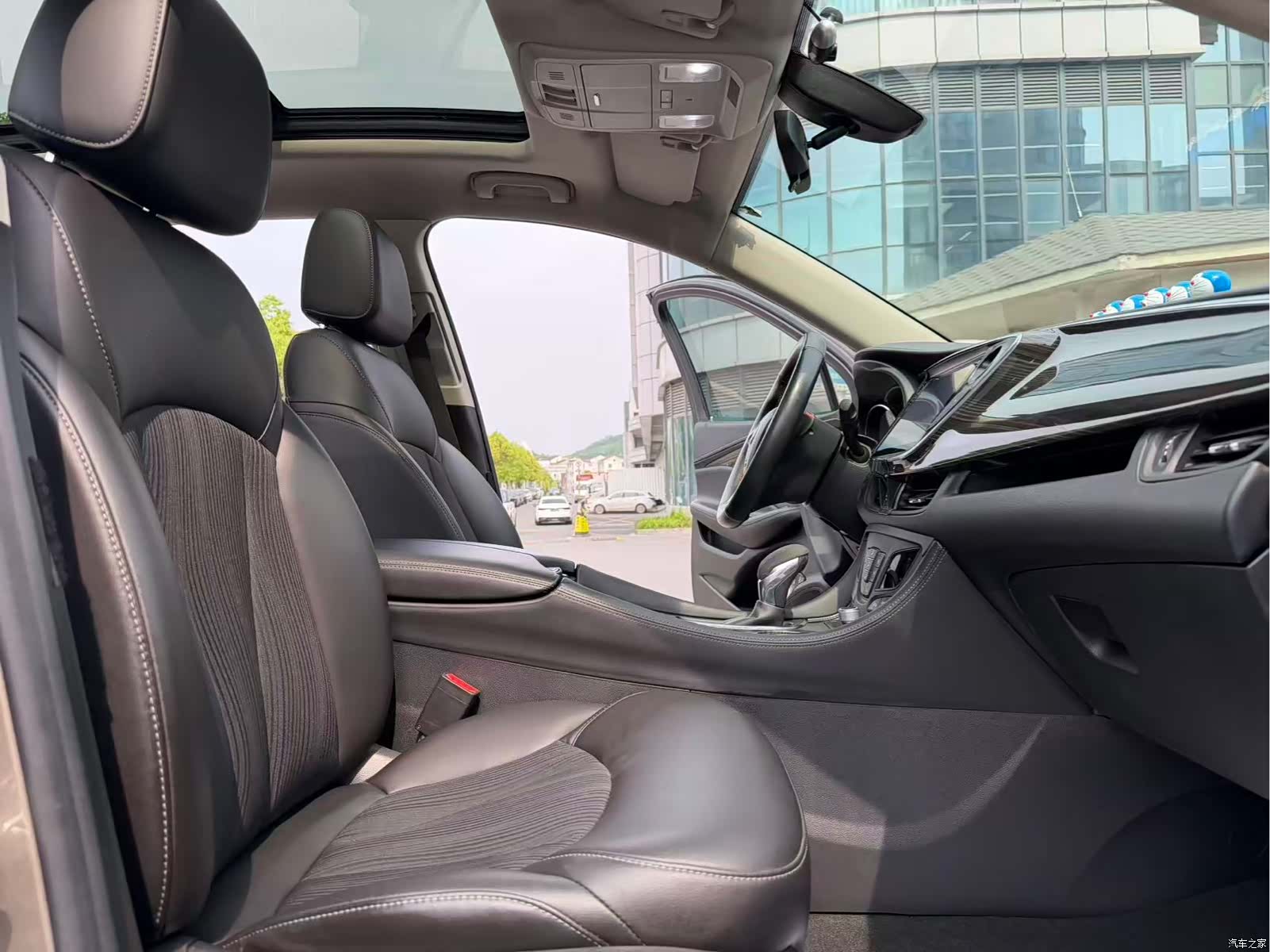 Buick Envision Plus, 2018 10