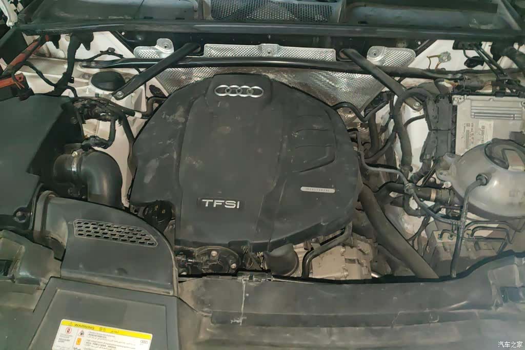 Audi Q5L, 2020 10