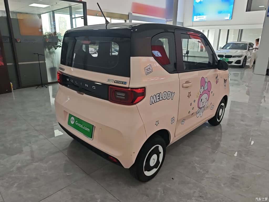 Wuling MINIEV, 2022 все фото