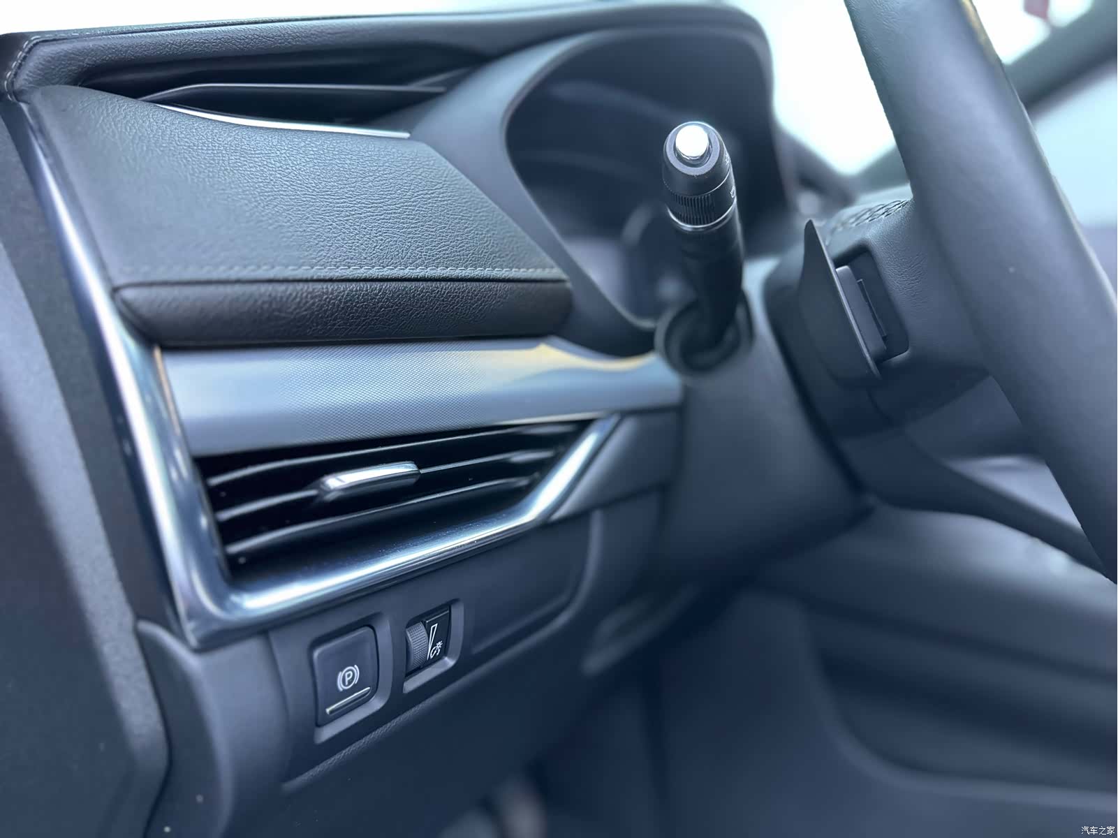 Cadillac XT4, 2021 15
