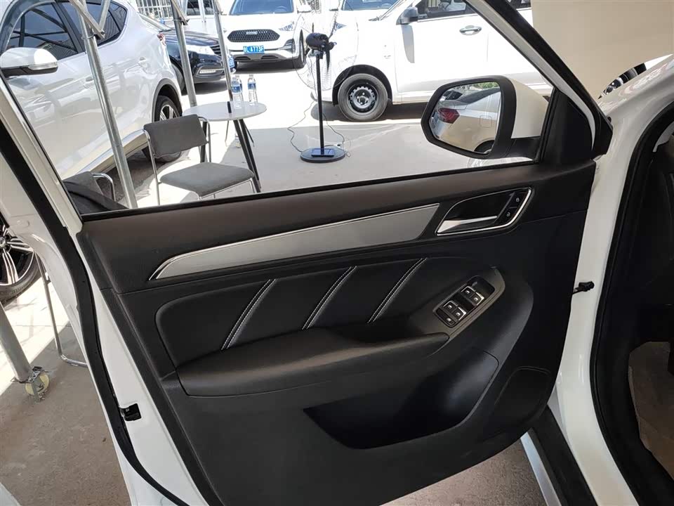 Roewe RX5 Roewe RX5