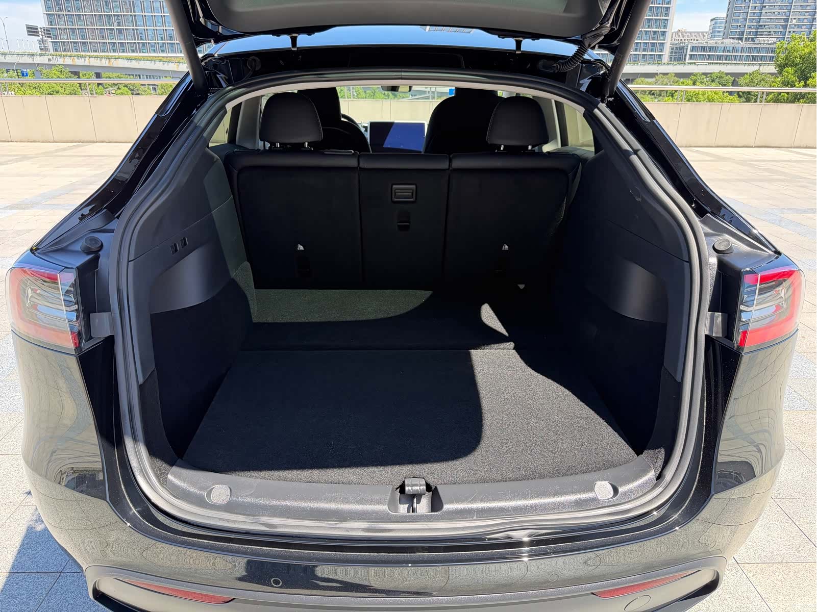 Tesla Model Y, 2023 24