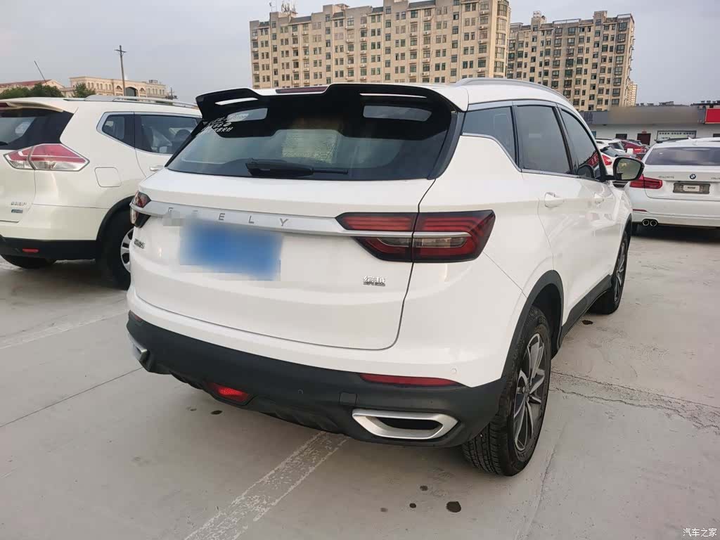 Geely Coolray, 2021 11