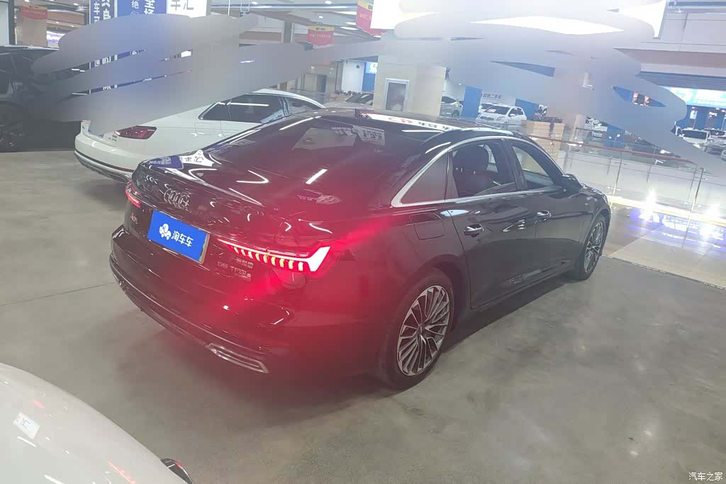 Audi A6L, 2021 3