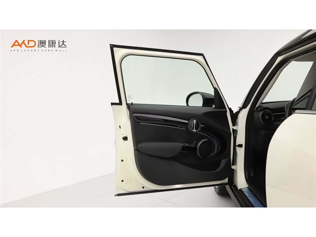 Mini Cooper, 2022 10