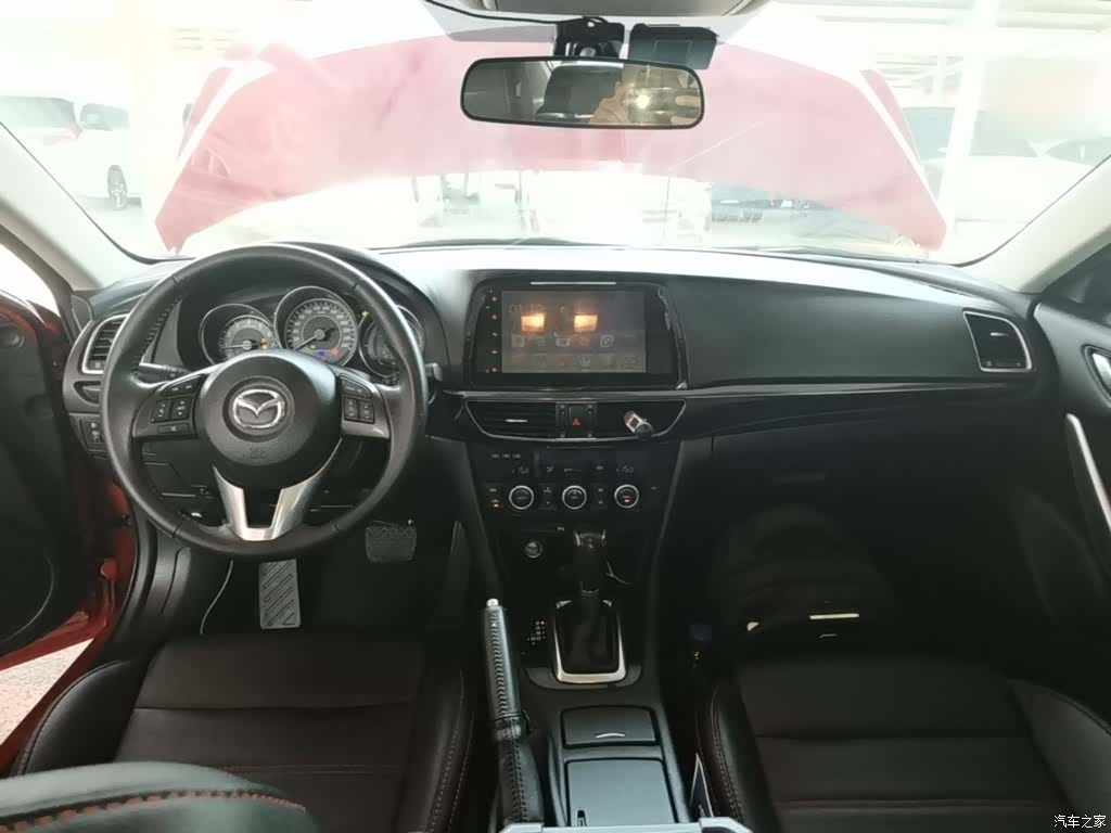 Mazda Atenza, 2016 10