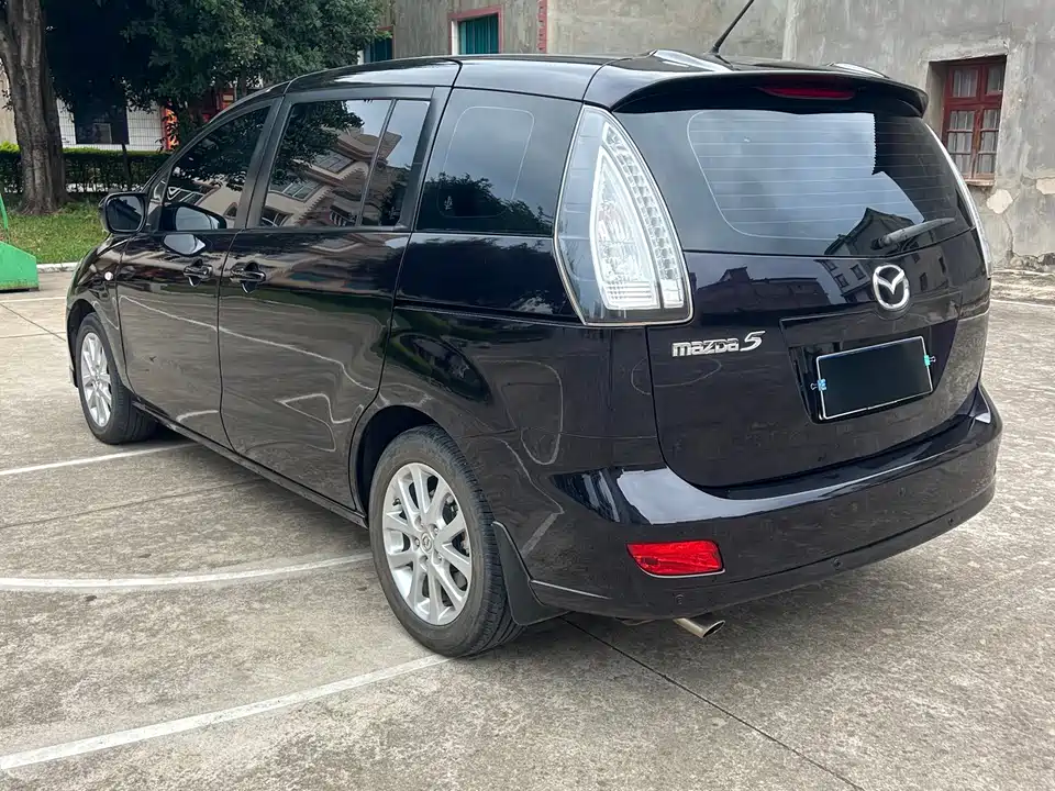 Mazda 5