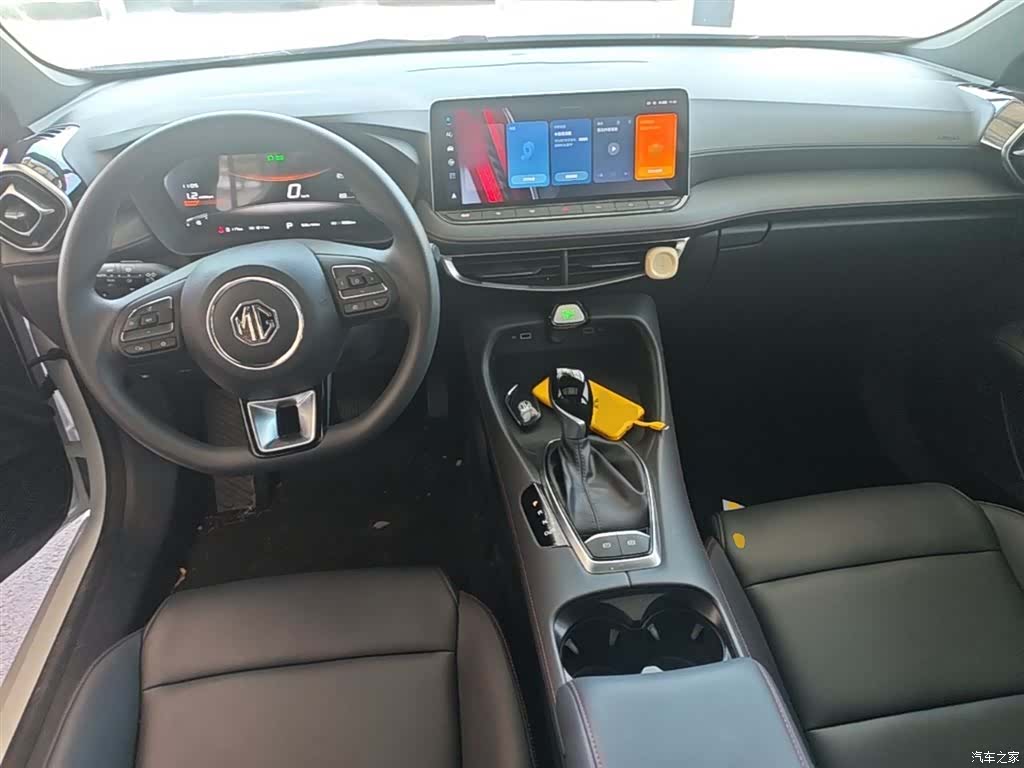 MG MG5, 2024 10