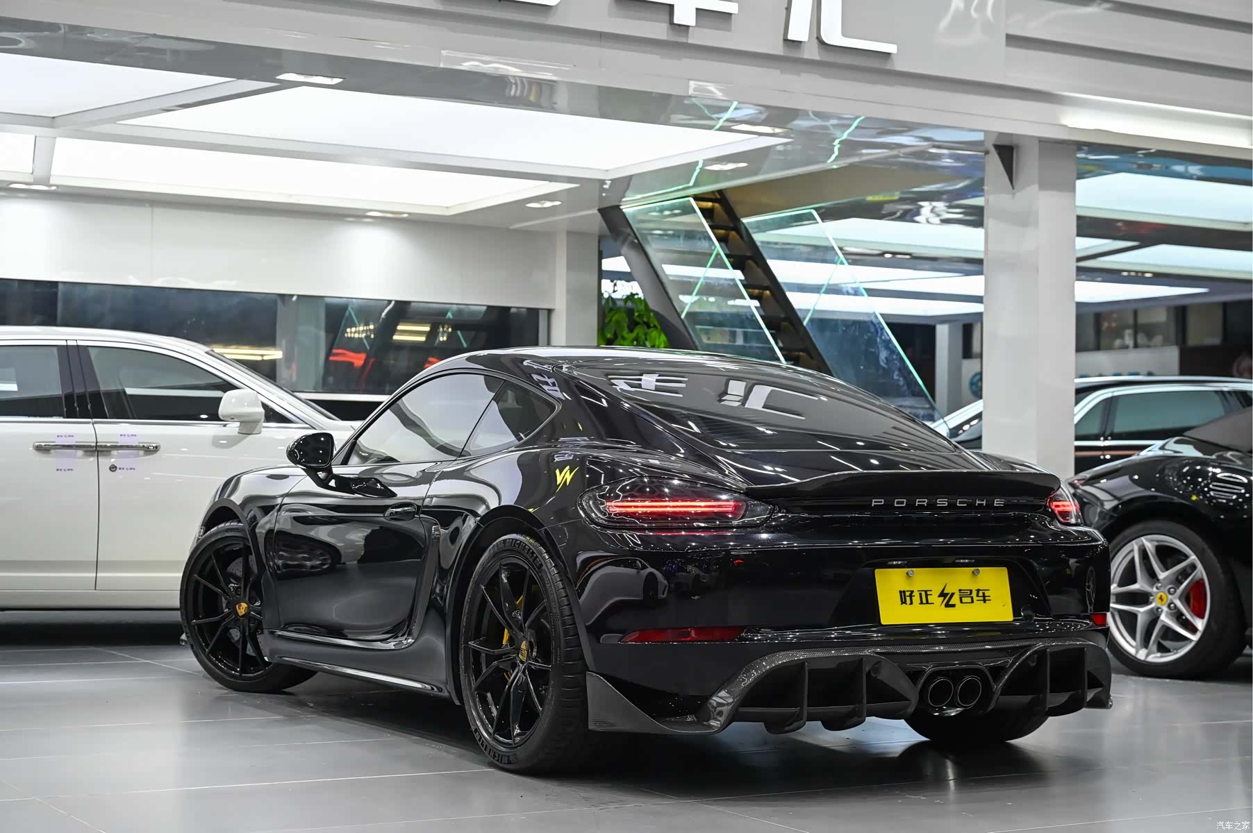 Porsche Cayman, 2019 6
