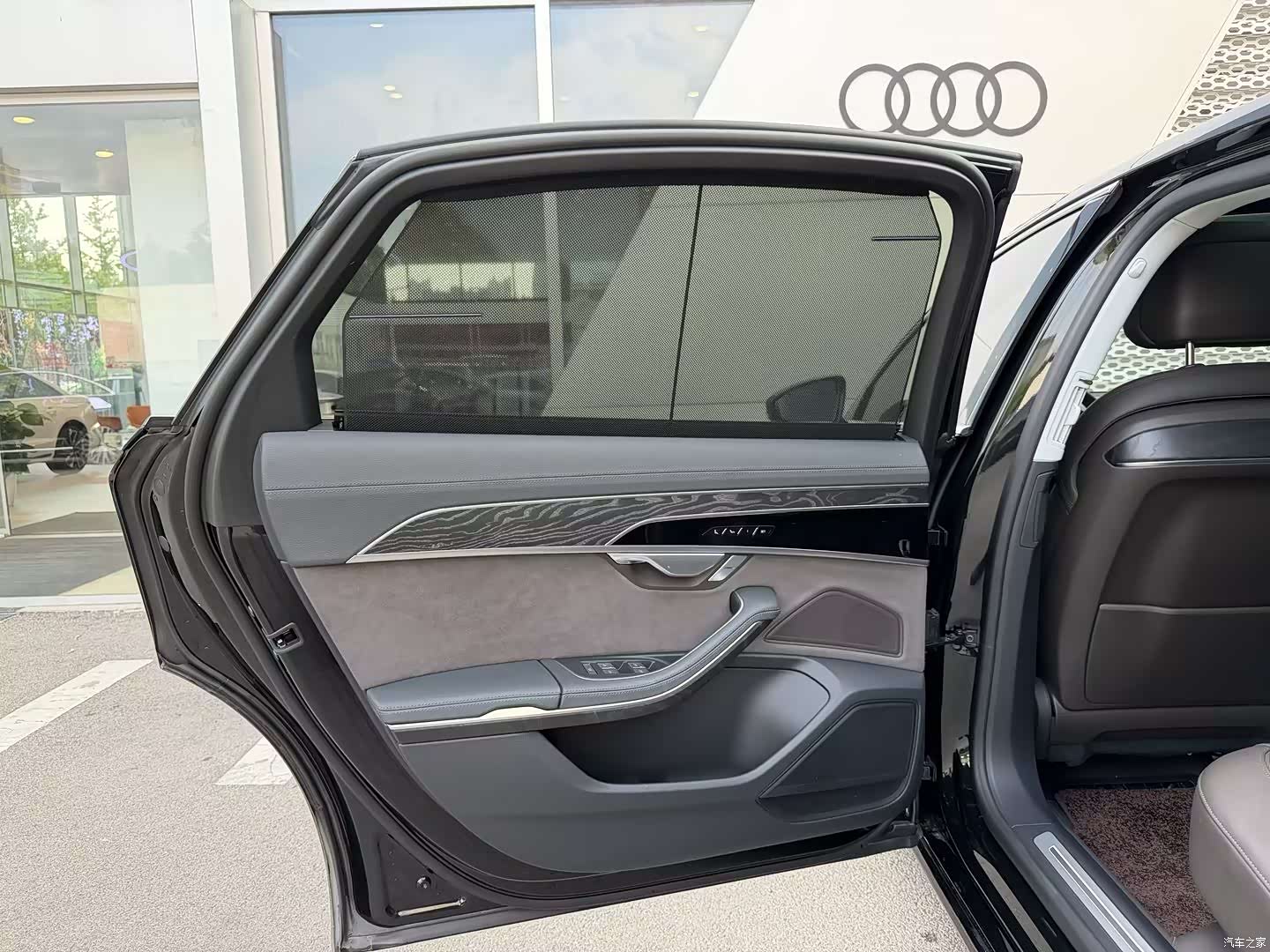 Audi A8L, 2025 22