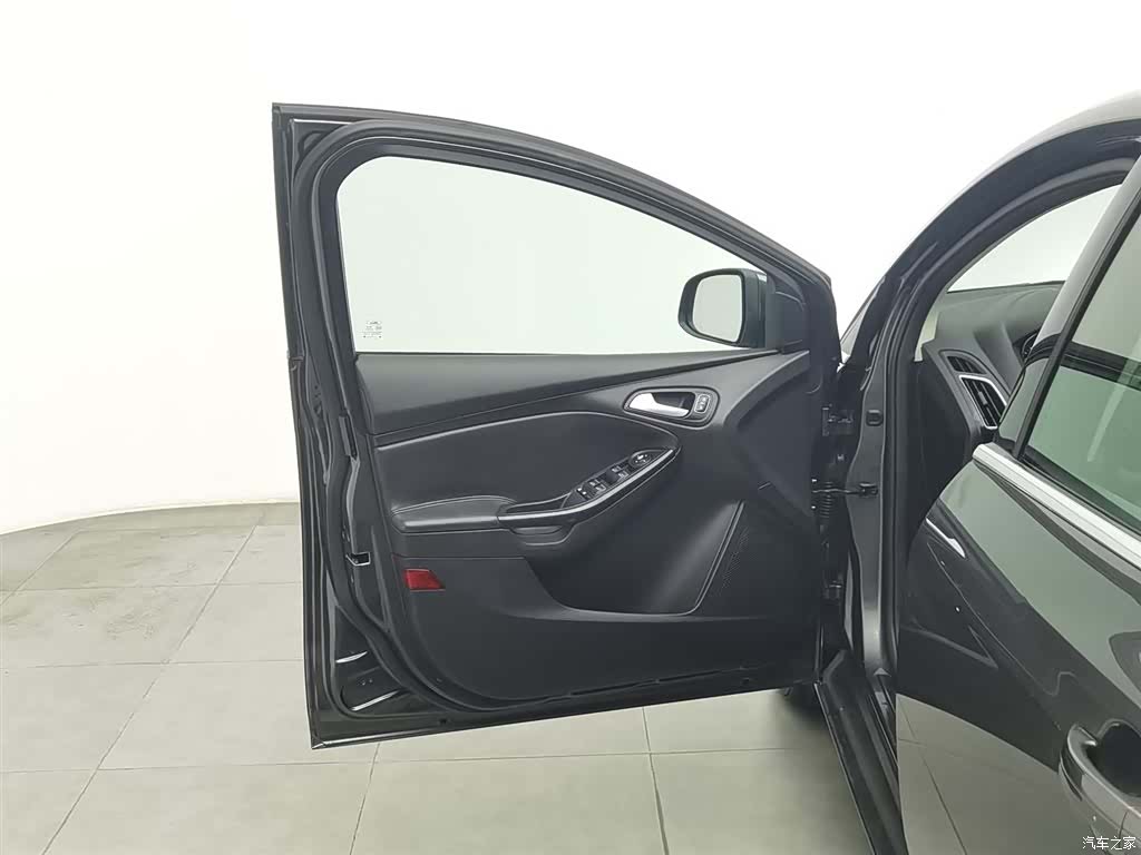 Ford Focus, 2016 8