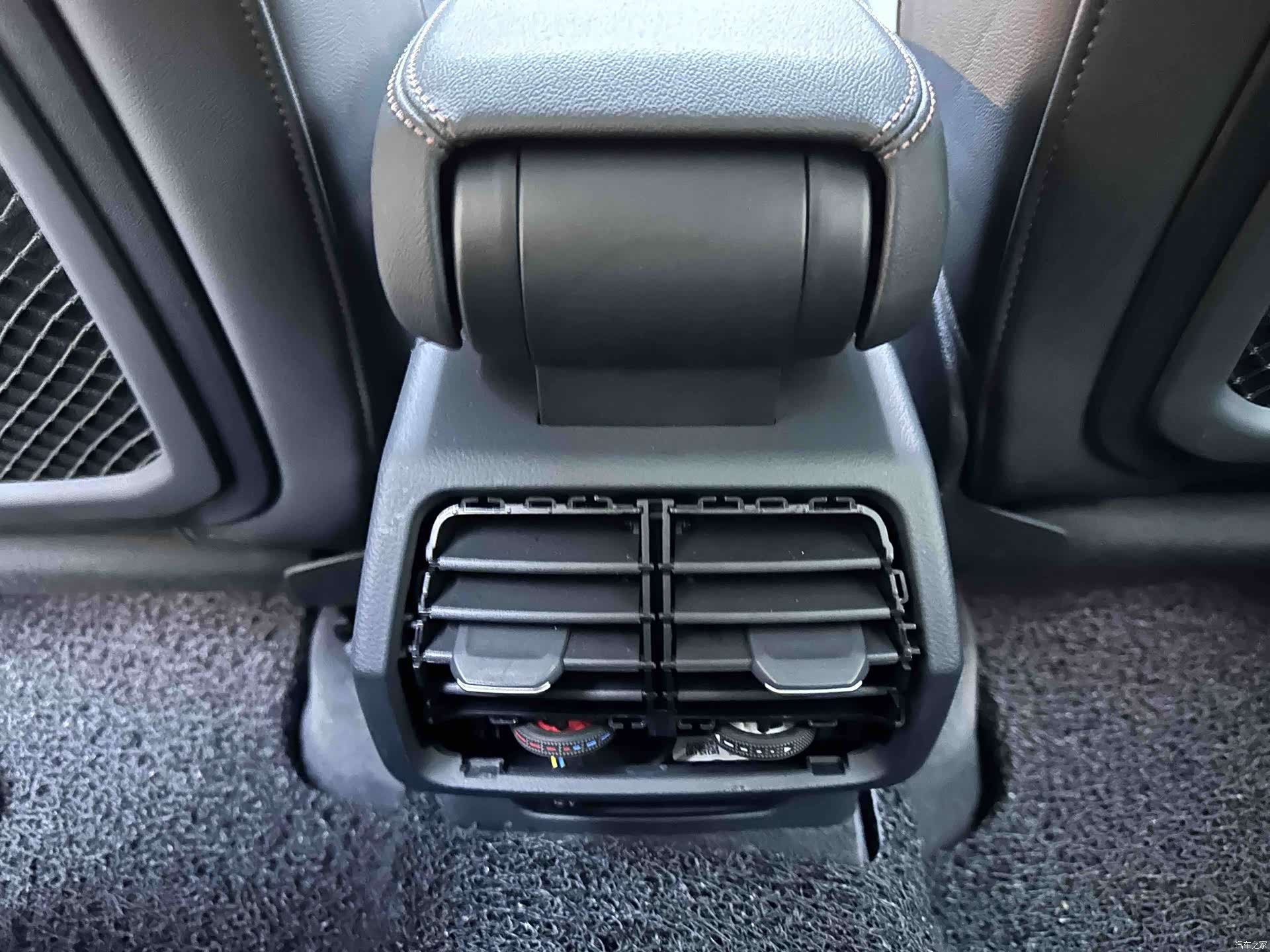 Audi Q3, 2023 15