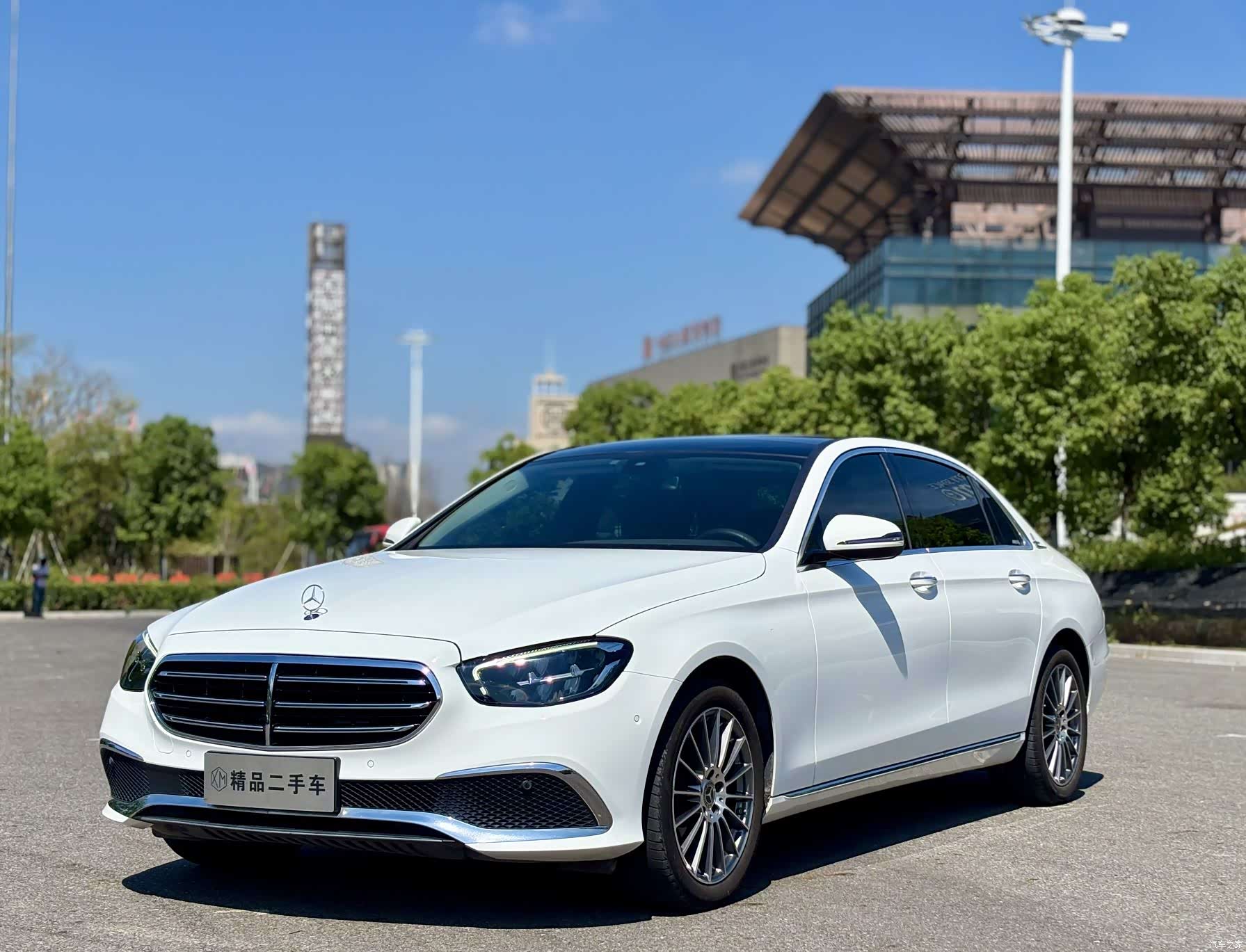 Mercedes-Benz E-Class, 2023 1