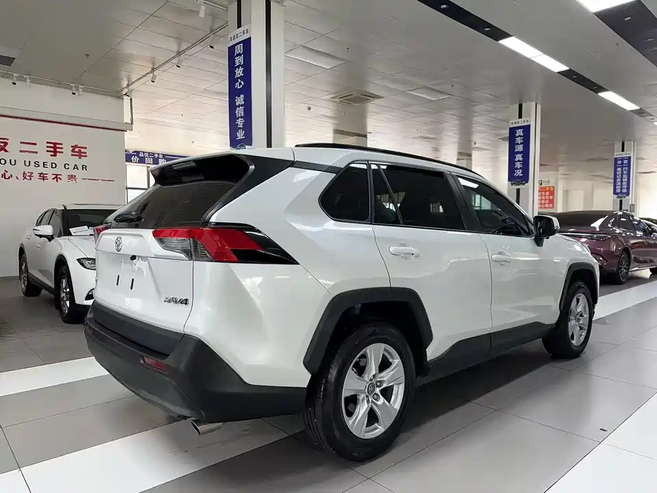 Toyota RAV4 Rongfang