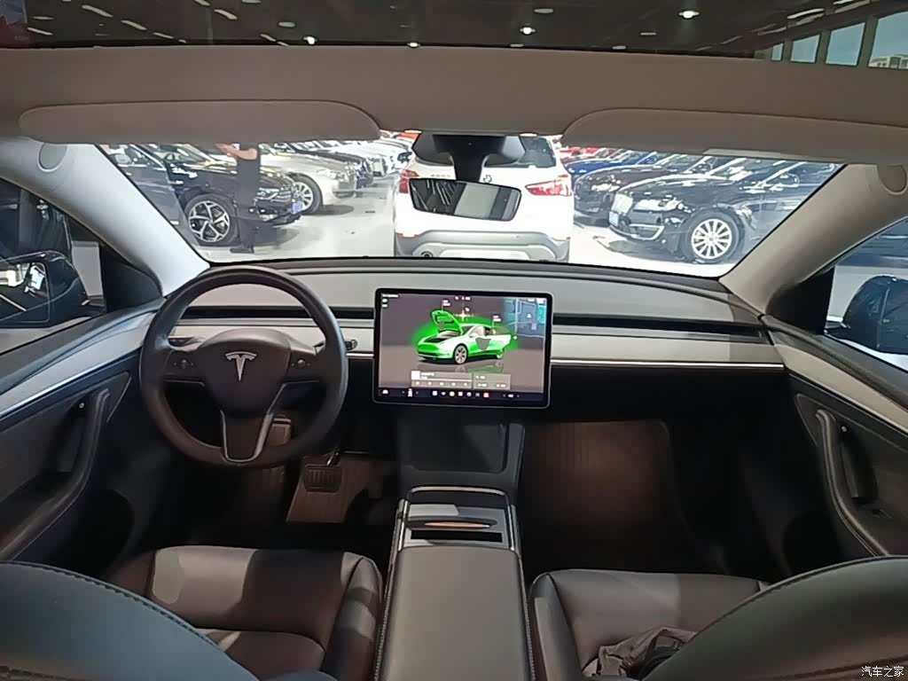 Tesla Model Y, 2024 10