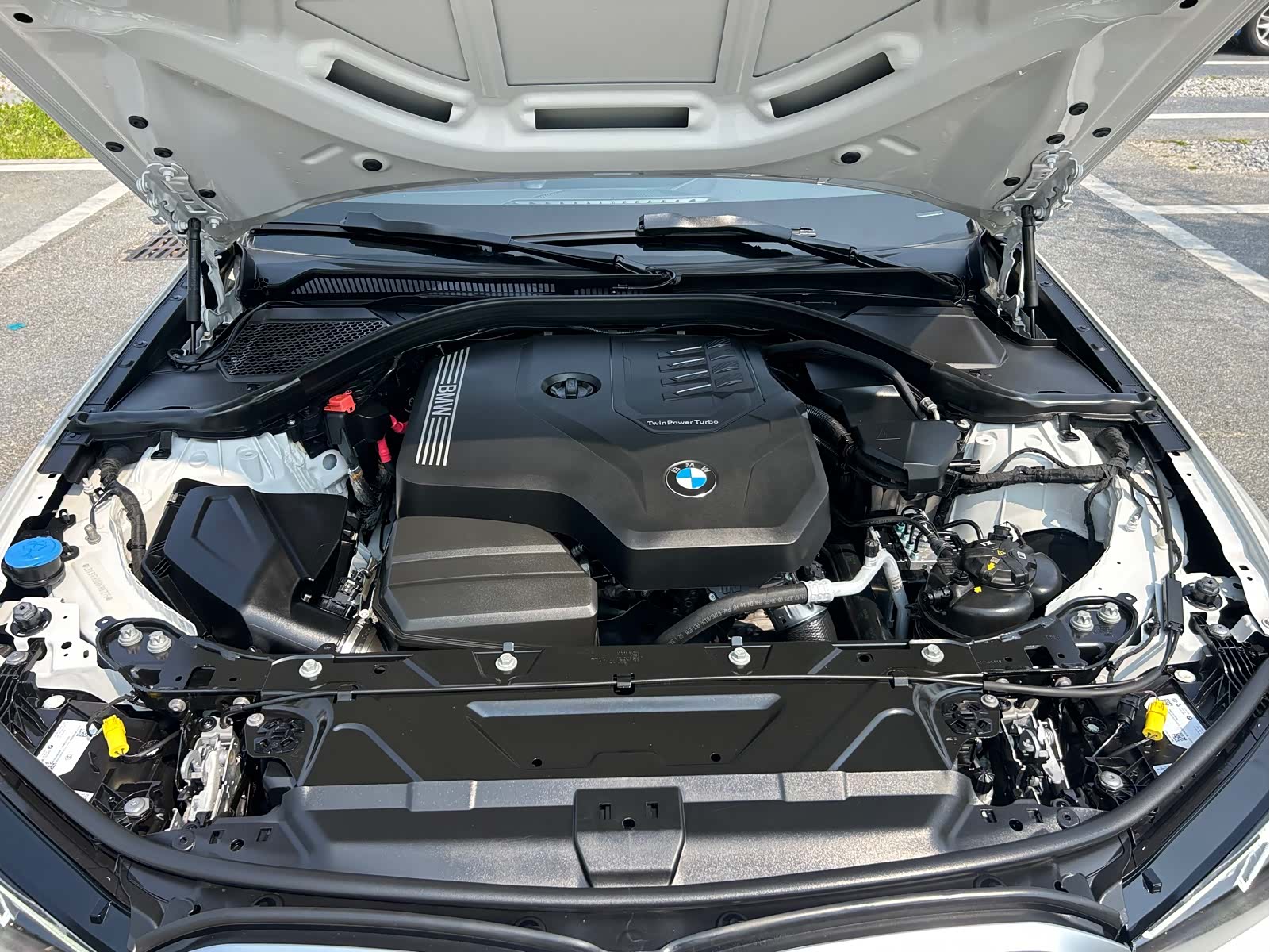 BMW 3 Series, 2024 38