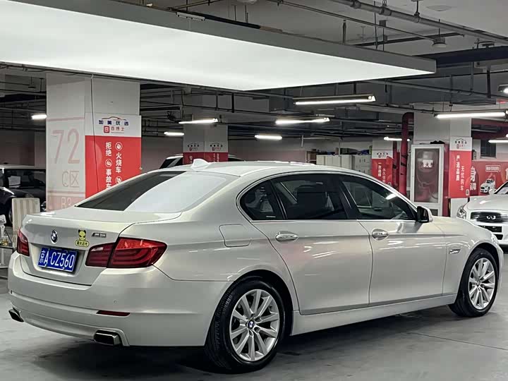 BMW 5 Series, 2011 года фото 5