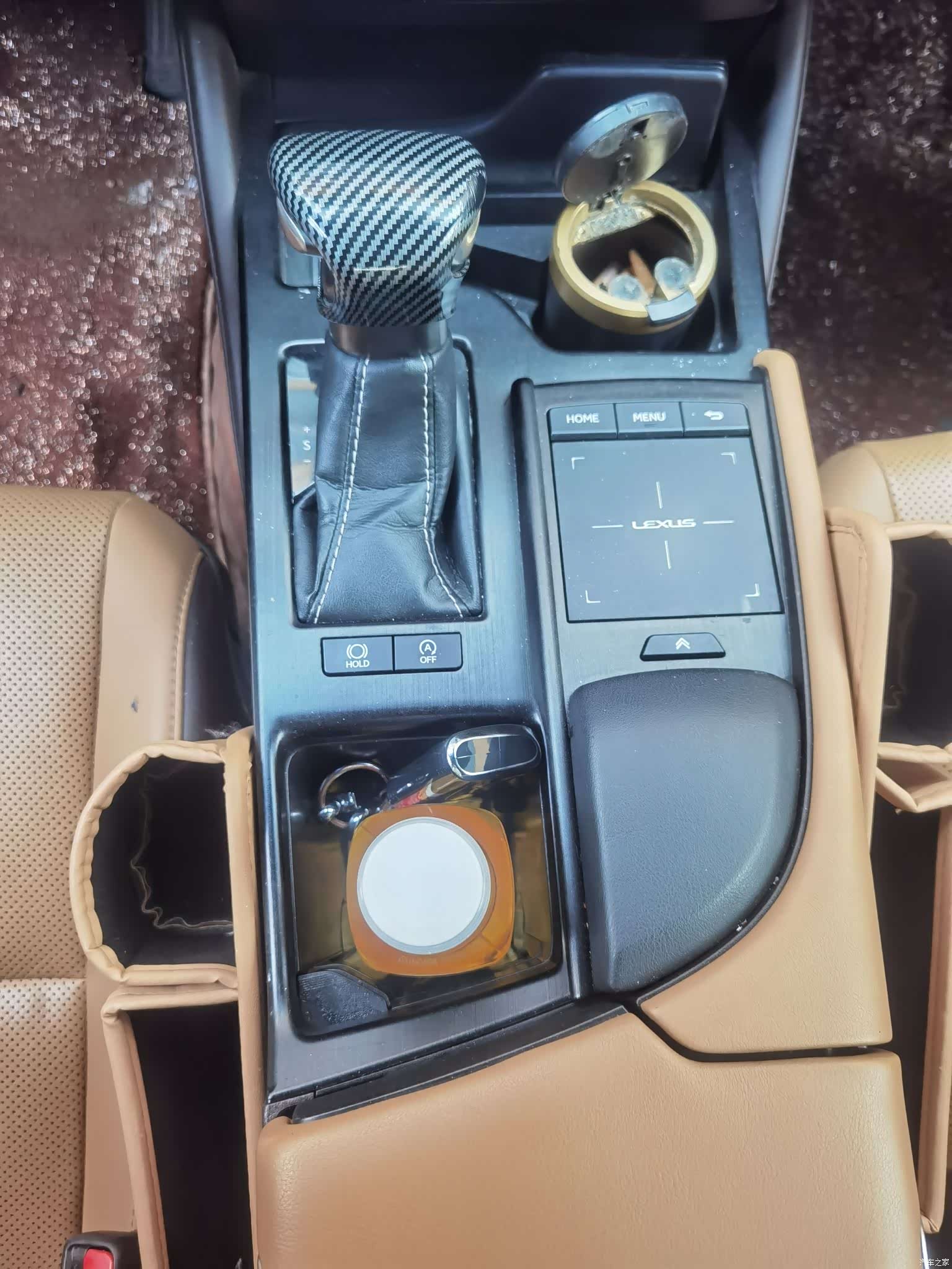 Lexus ES, 2019 10