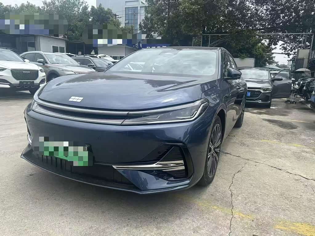 Geely Galaxy A7 EM