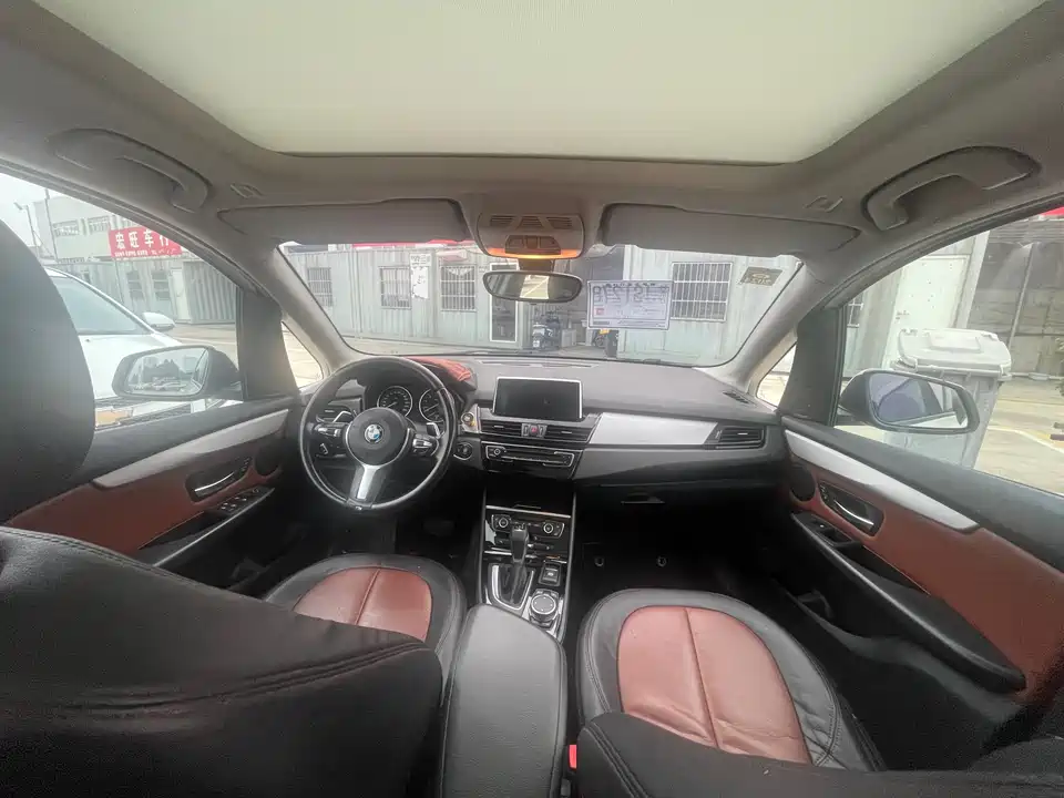 BMW 2 series station wagon