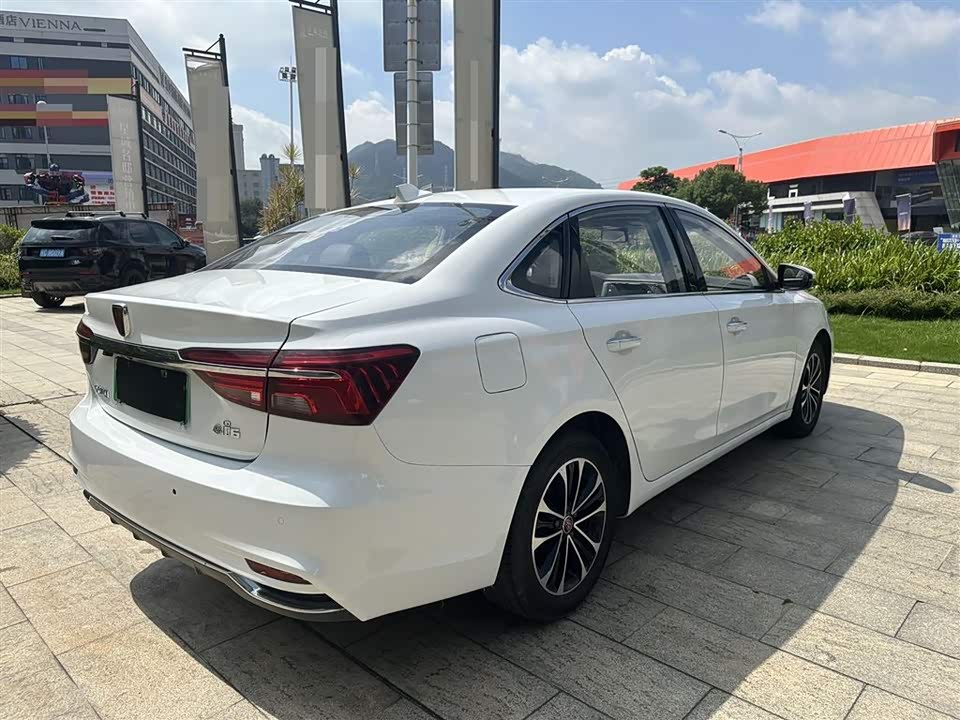 Roewe i6 Roewe i6