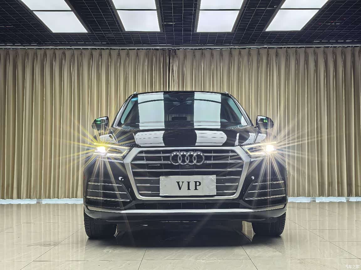 Audi Q5L, 2021 2