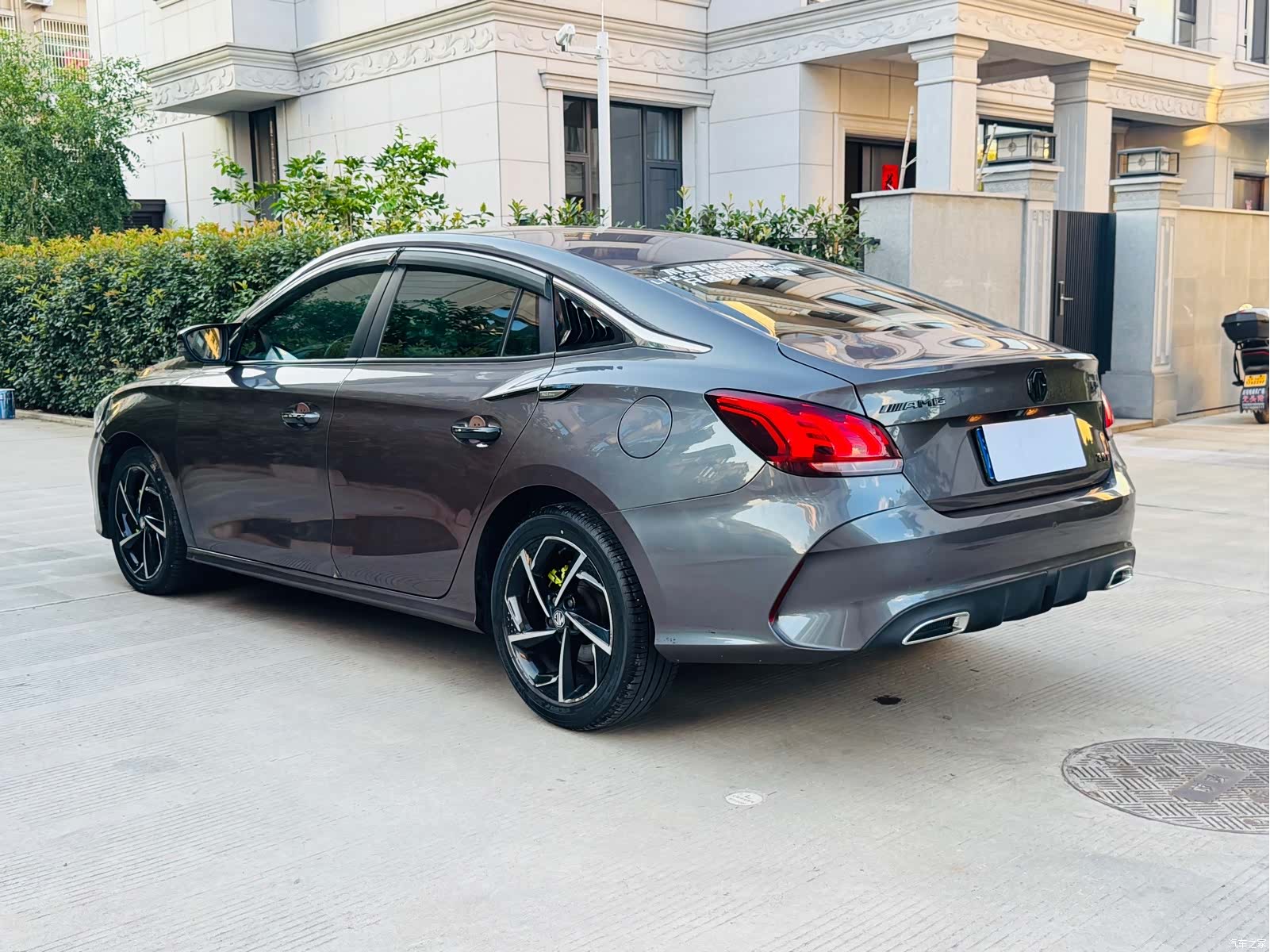 MG MG5, 2021 10