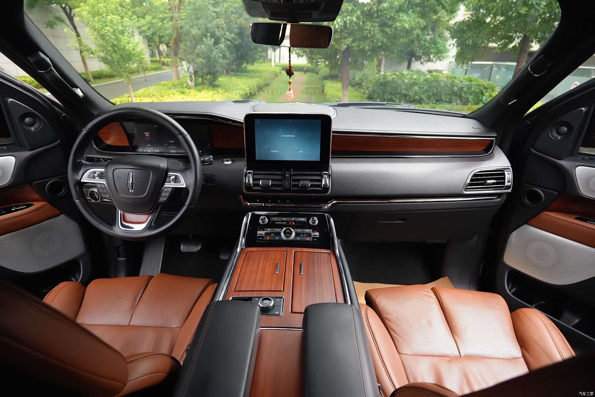 Lincoln Navigator, 2018 все фото