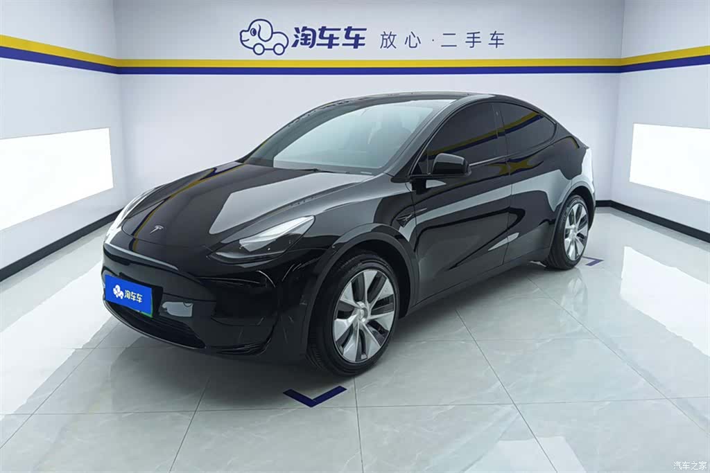 Tesla Model Y, 2022 1