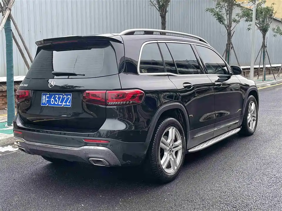 Mercedes-Benz GLB