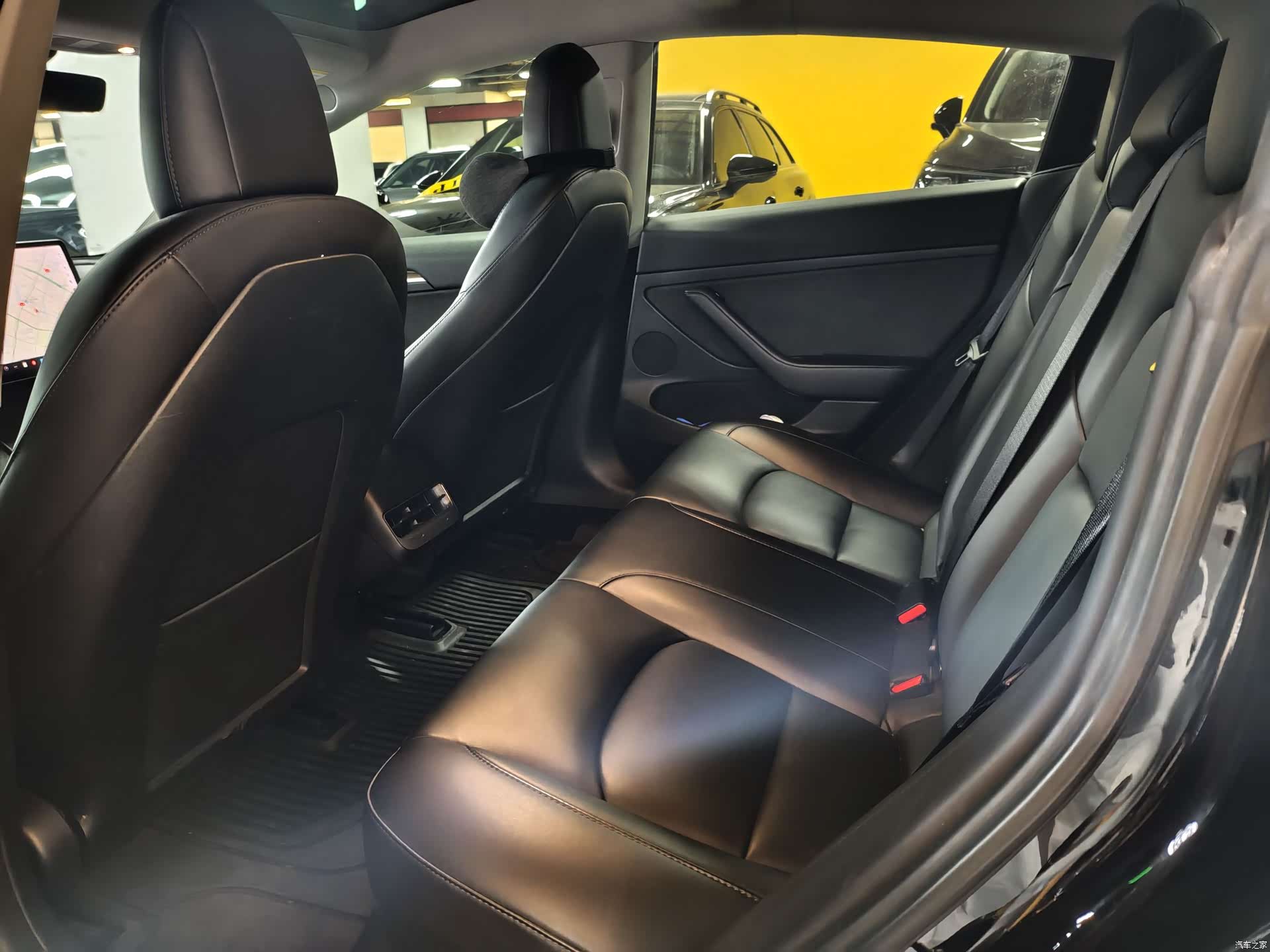 Tesla Model 3, 2022 10