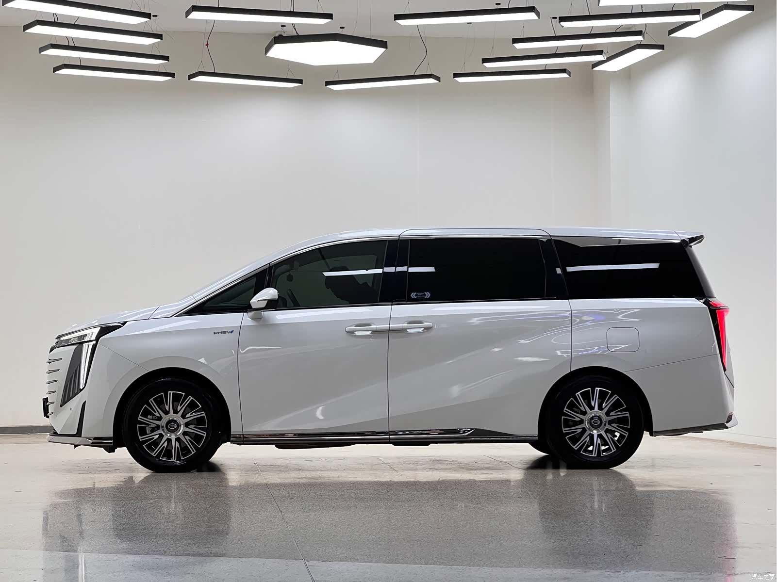 GAC E9, 2024 4