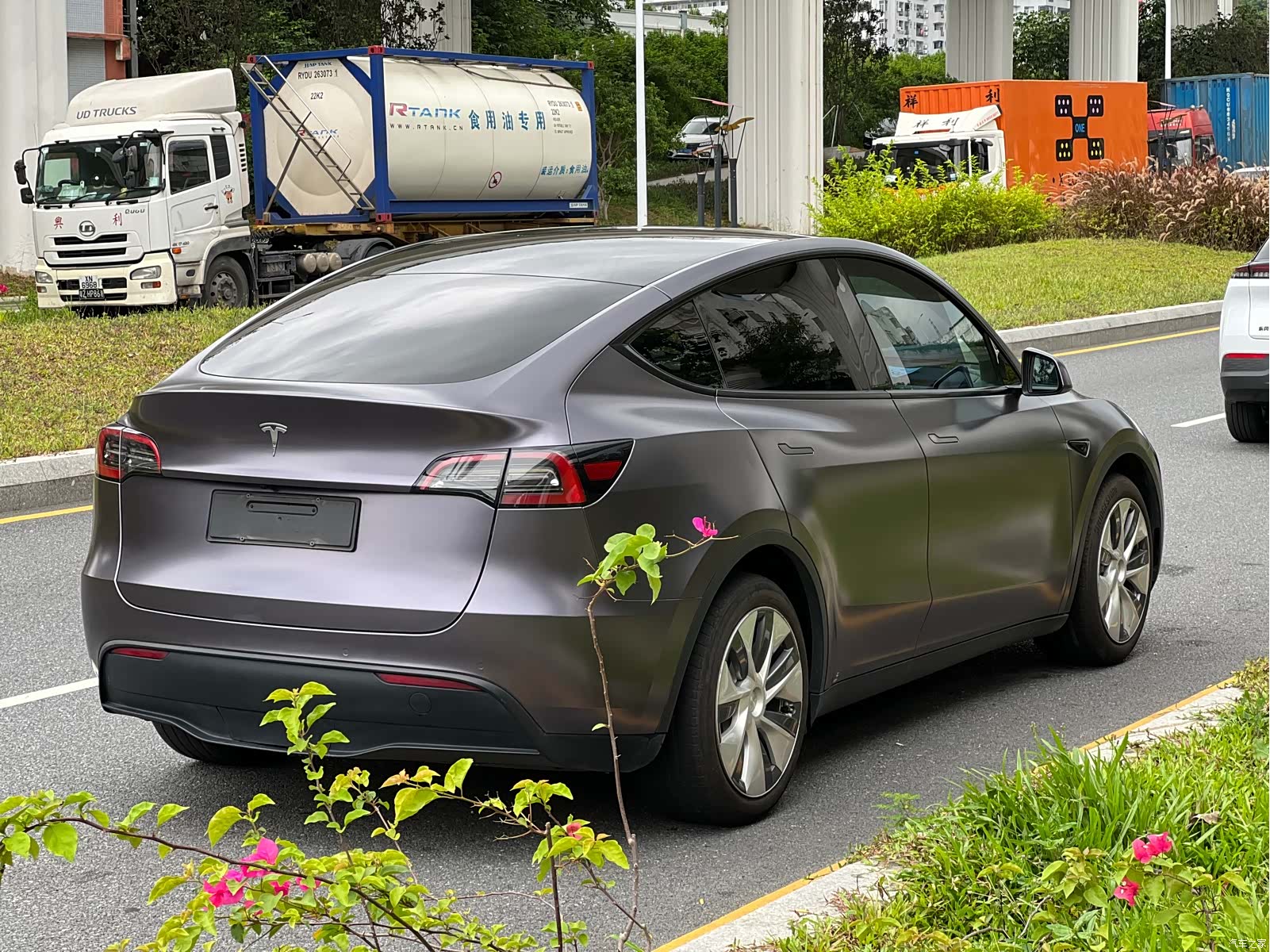 Tesla Model Y, 2022 7