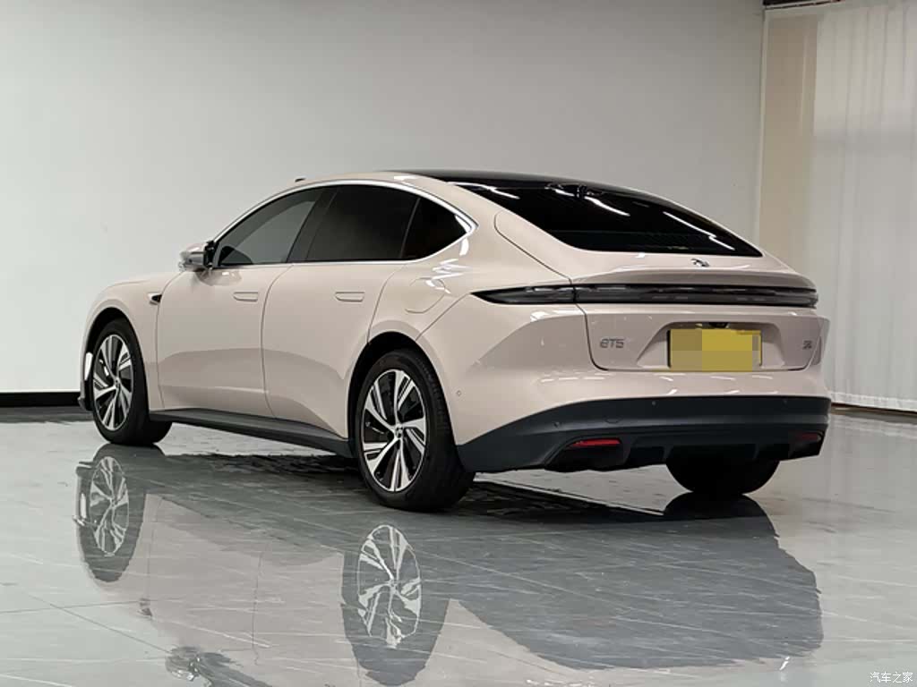 NIO ET5, 2024 4
