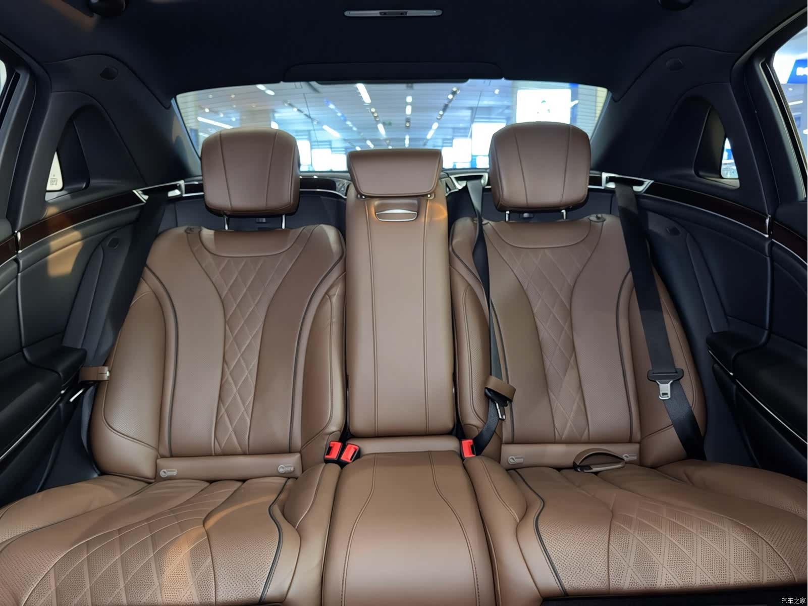 Maybach S-Class, 2018 19