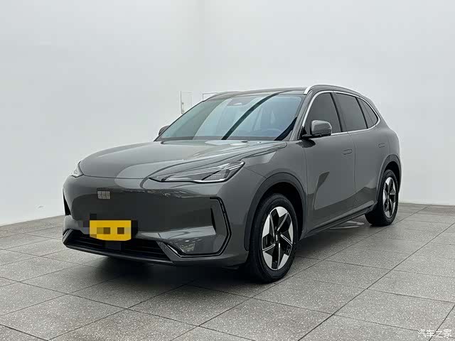 Geely Galaxy E5, 2025 1