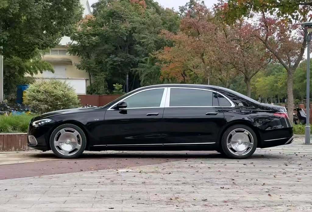 Maybach S-Class, 2023 2
