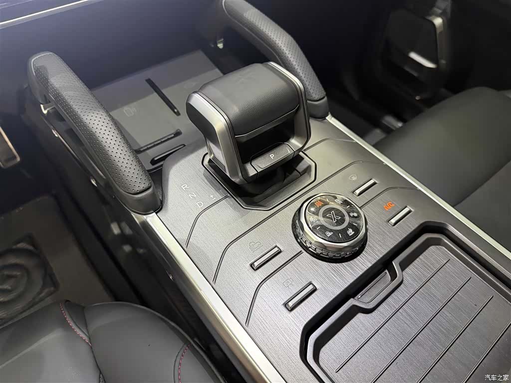 Jetour Traveller, 2024 17