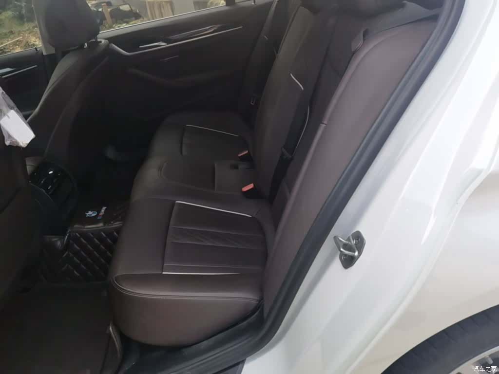 BMW 5 Series, 2022 17