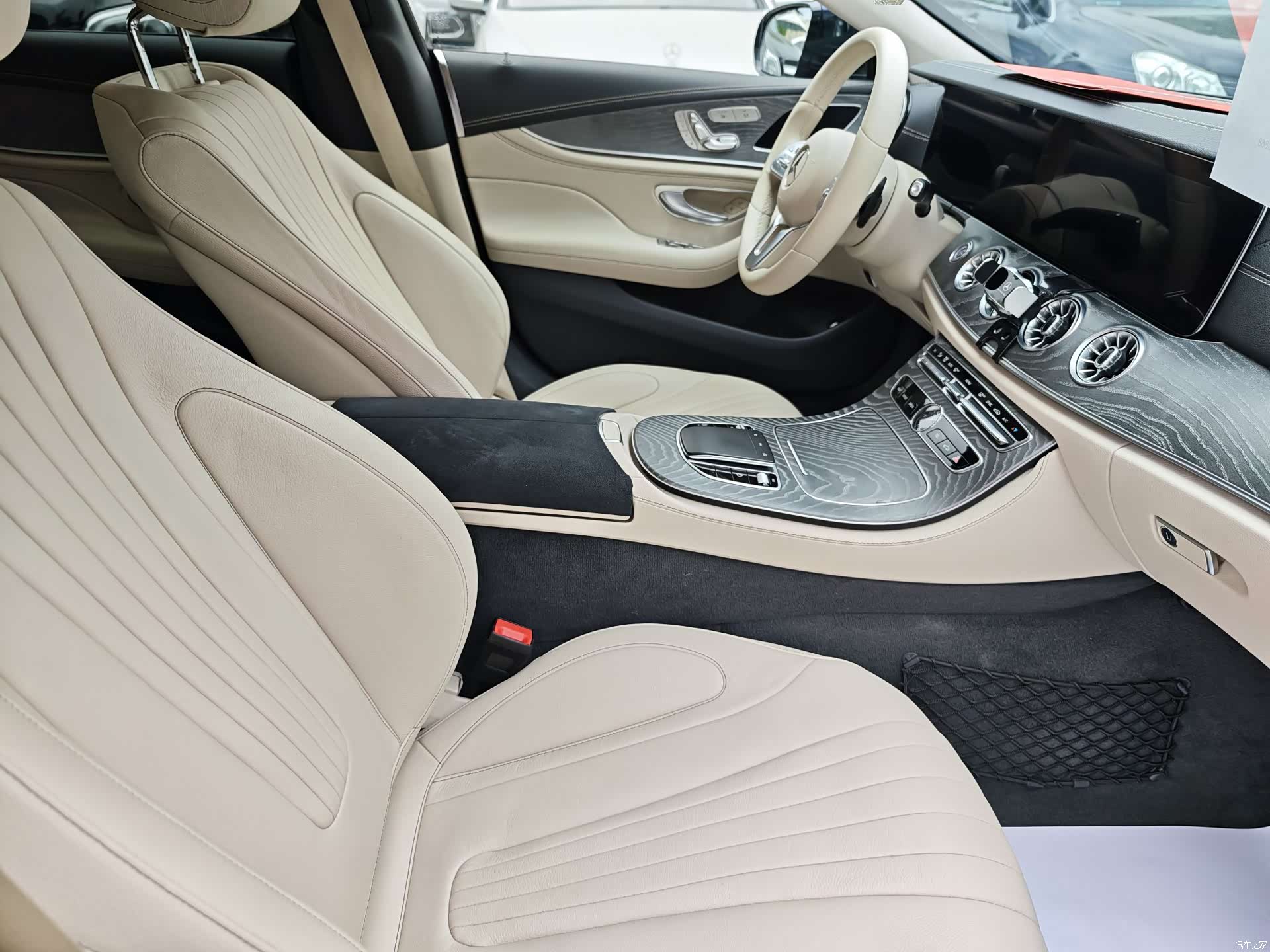 Mercedes-Benz CLS, 2019 14