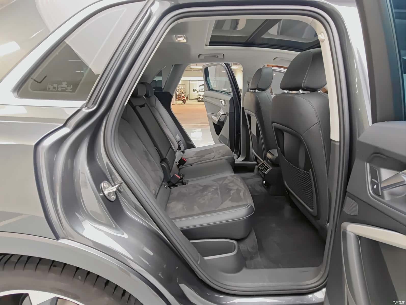 Audi Q3, 2023 11