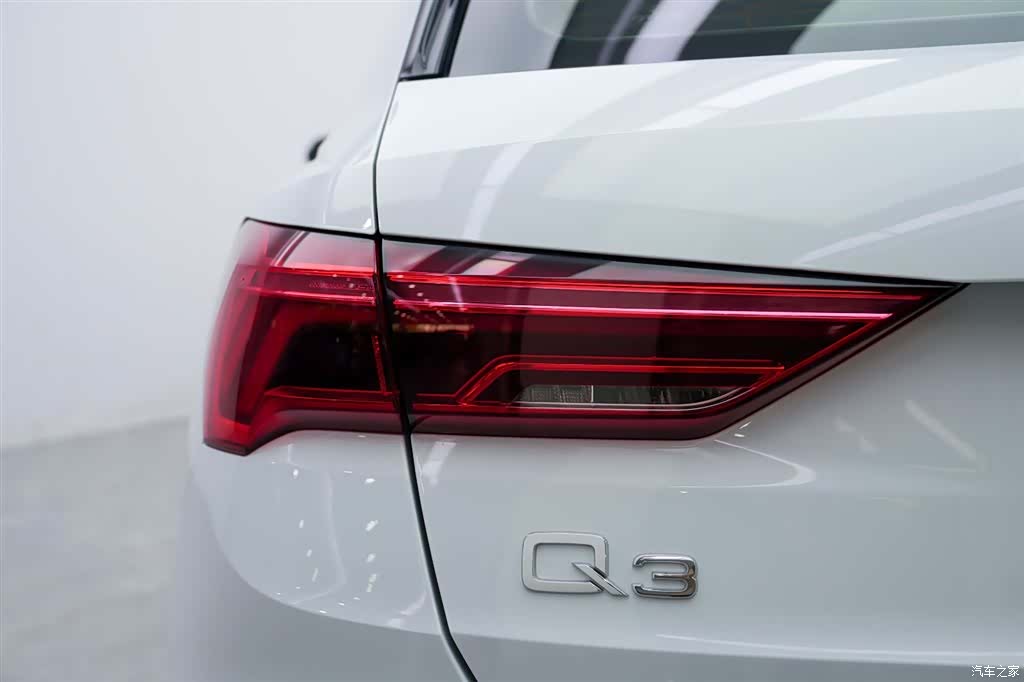 Audi Q3, 2020 15