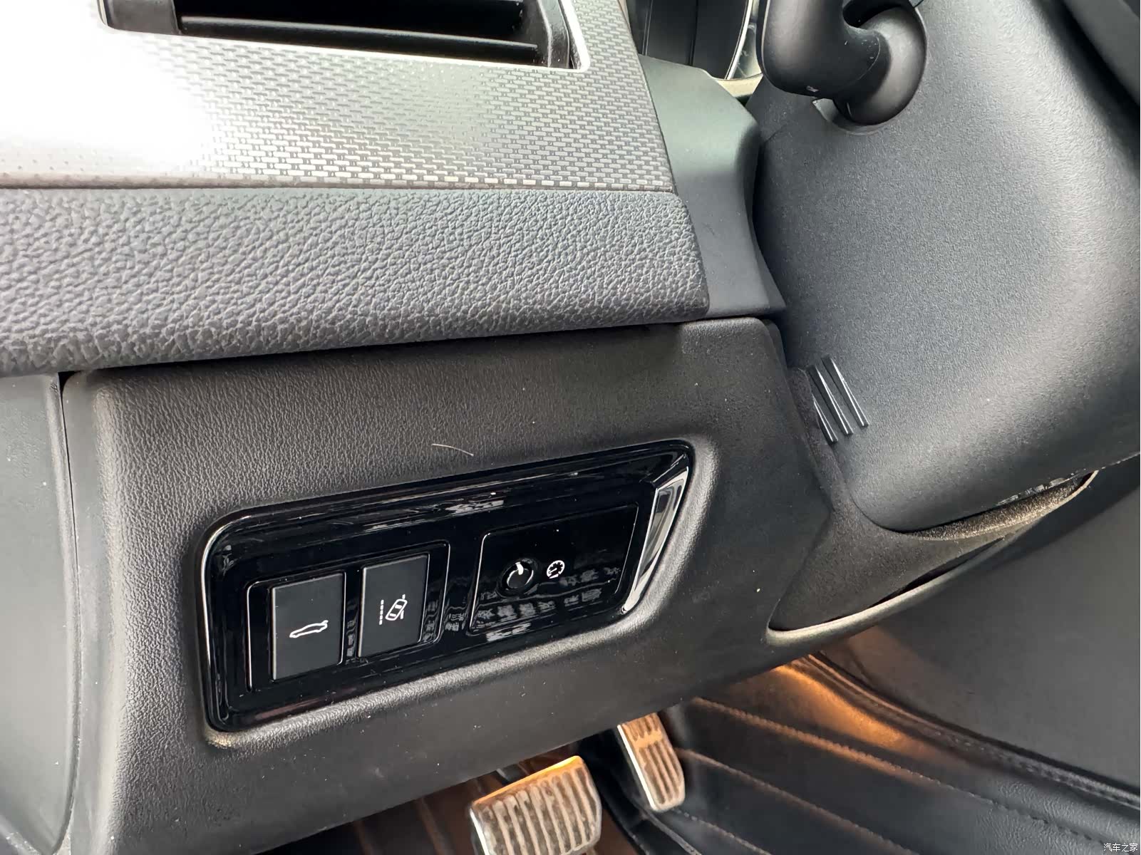 Land Rover XFL, 2018 19