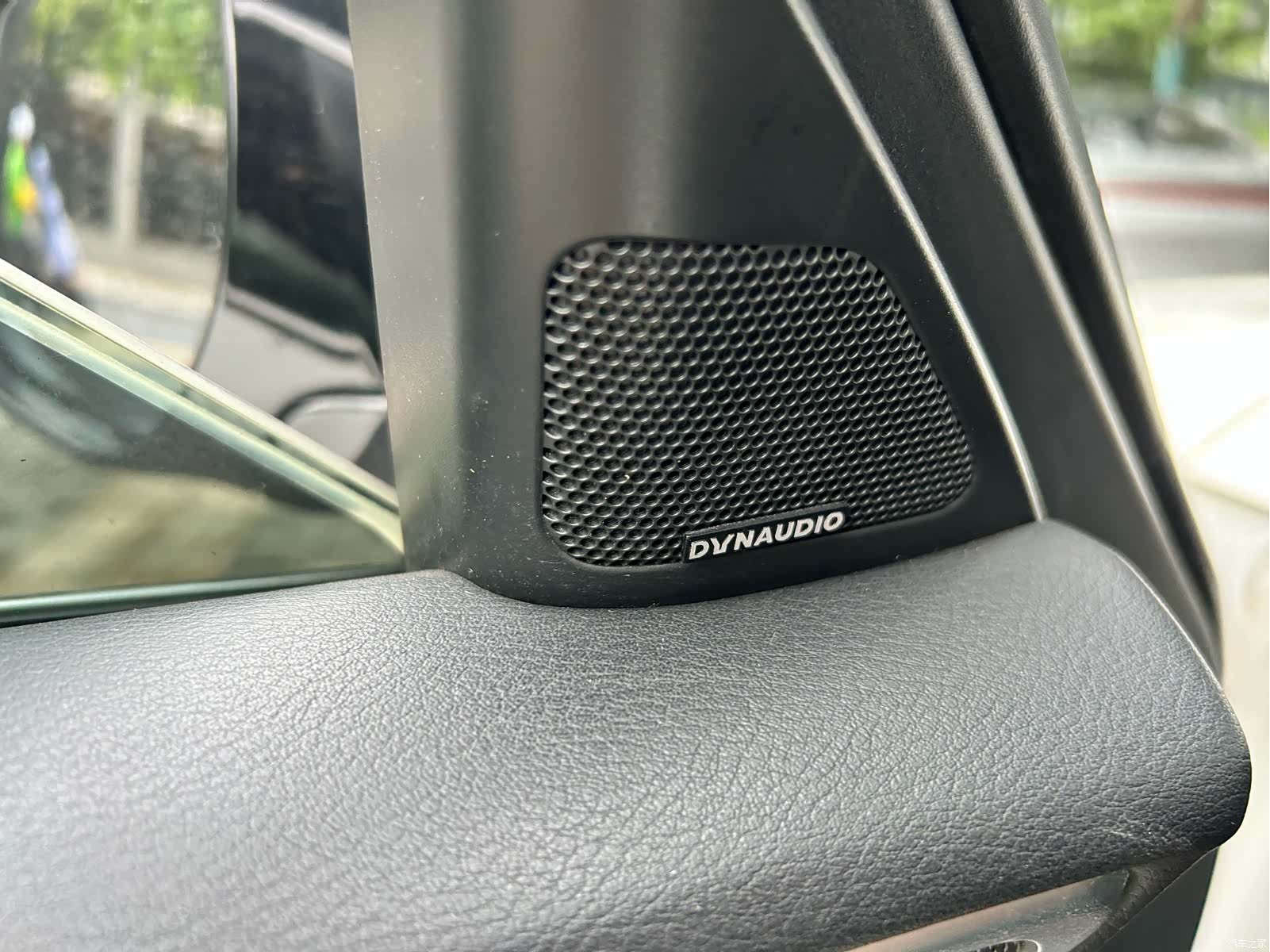 Infiniti Q50, 2015 10