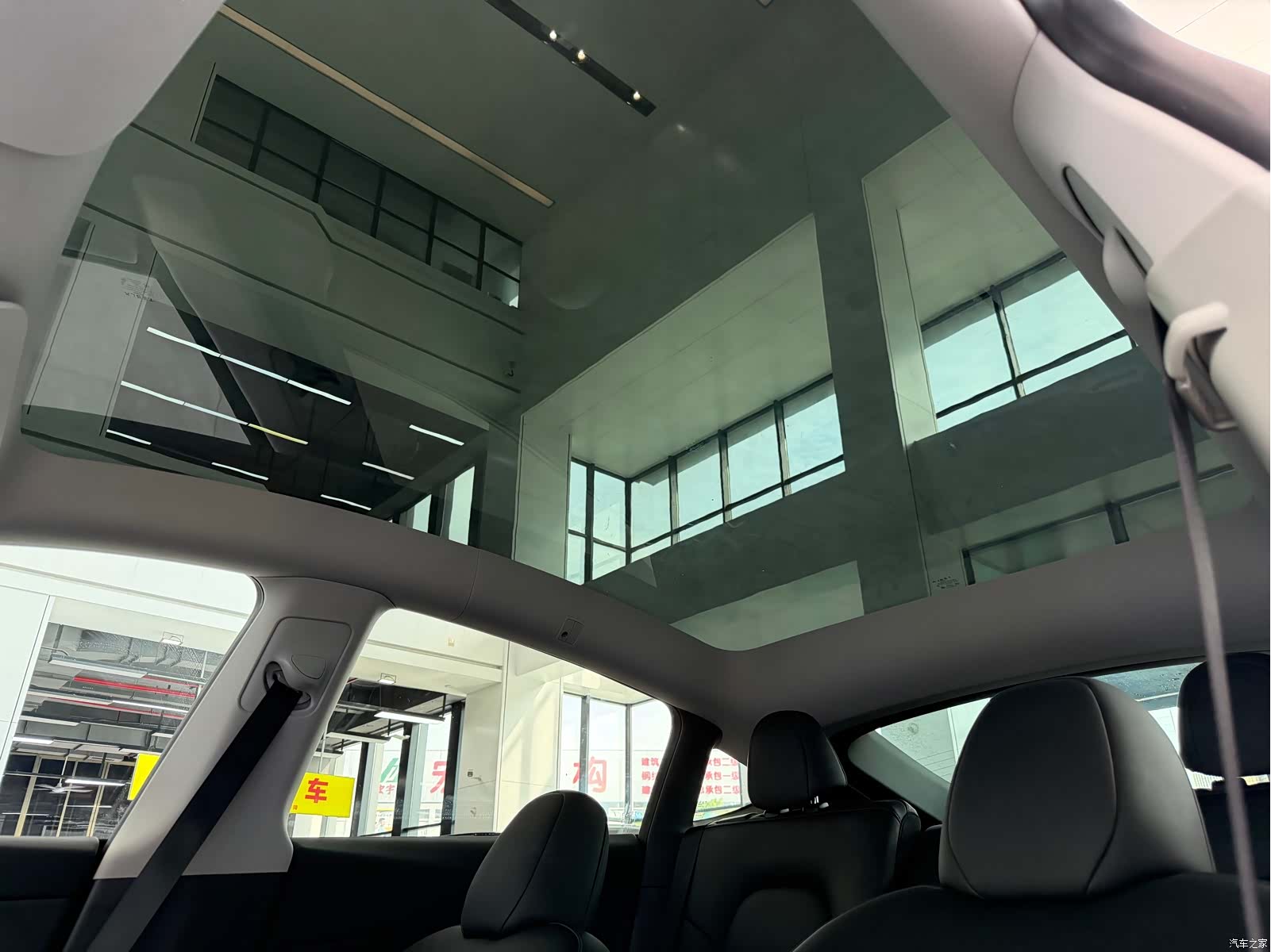 Tesla Model Y, 2024 15