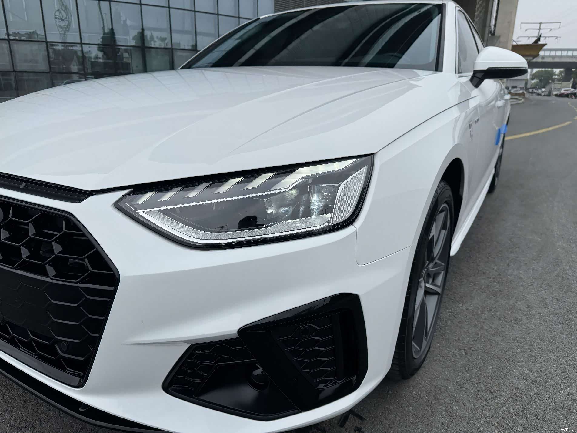Audi A4L, 2022 2