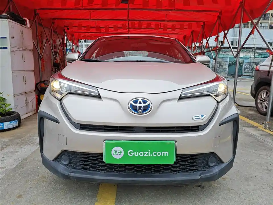 Toyota C-HR EV