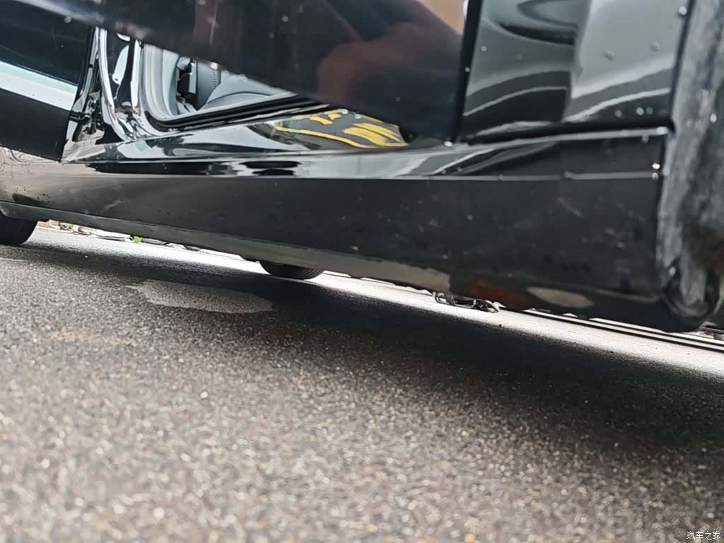 Tesla Model 3, 2023 21