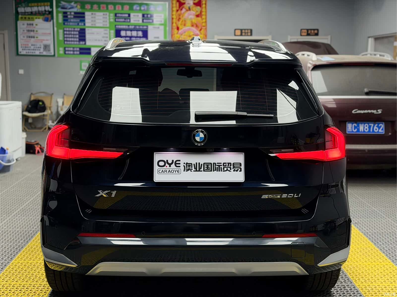BMW X1, 2023 все фото